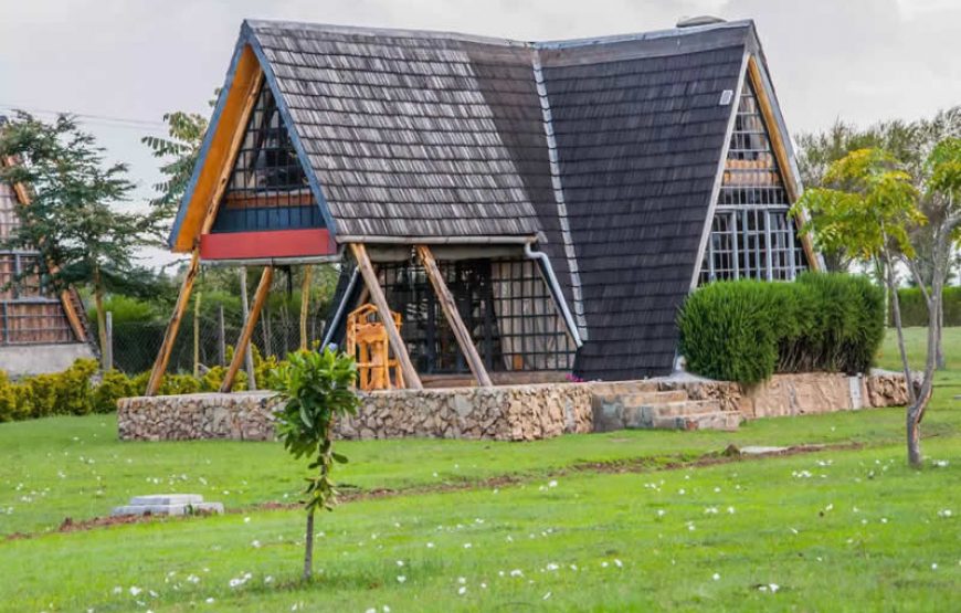 Lake Olbolosat Lodge