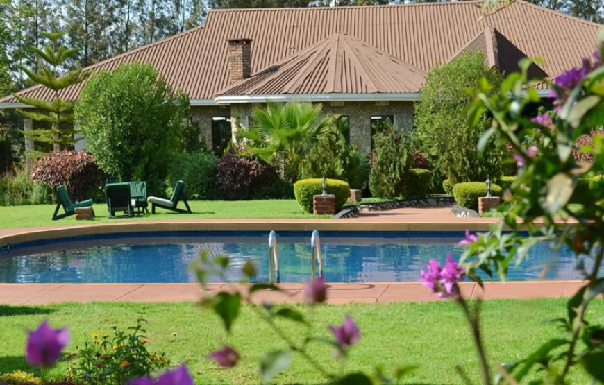 Bougainvillea Safari Lodge