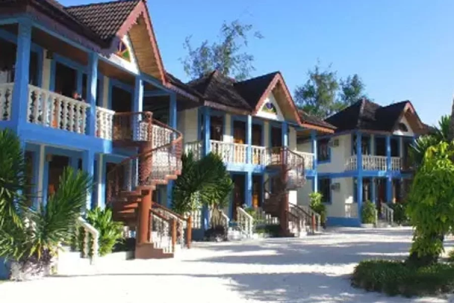 Smiles Beach Hotel